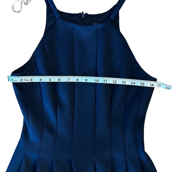 Vince Camuto Navy blue/pink Fit and Flare Navy Scuba dress size 10 - Picture 2 of 11